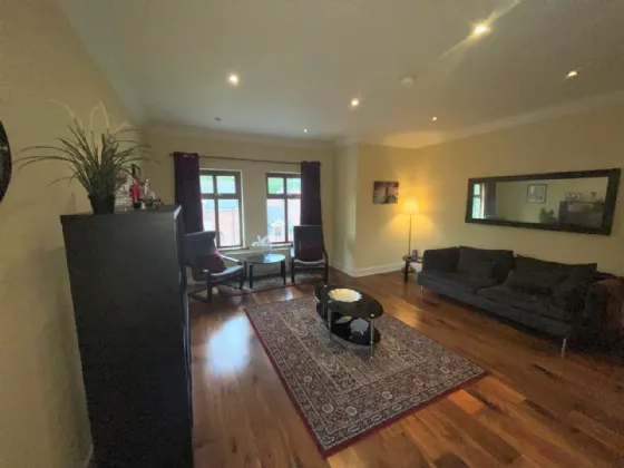 14 Old Golf Course Park, Dunmurry, Belfast, County Antrim, BT17 0EJ