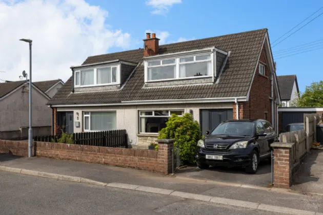 6 Thorndale Park, Carryduff, Belfast, County Down, BT8 8HZ