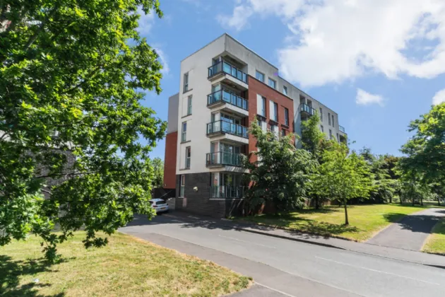 Apartment 27, The Stern Building, 37 Annadale Crescent, Belfast, County Antrim, BT7 3NF
