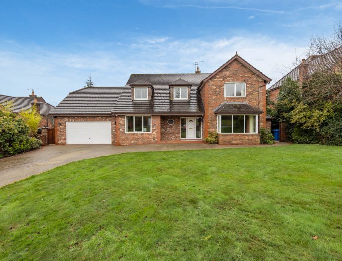 6 Manor Park, Comber