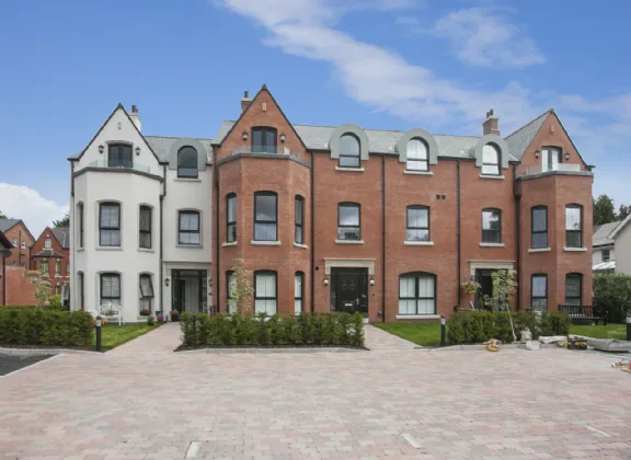 Apartment 7, 15 Upper Lisburn Road, Finaghy, Belfast, County Antrim, BT10 0GW