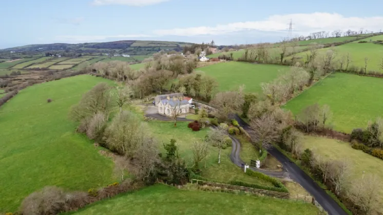 18 Ballyhanedin Road, Feeny, Londonderry, BT47 4TQ