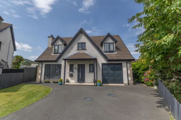 4 Rowley Close, Newcastle, County Down, BT33 0UE