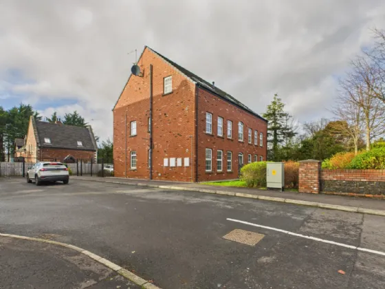 5 Old Church Square, Dundonald, Belfast, County Down, BT16 2FD