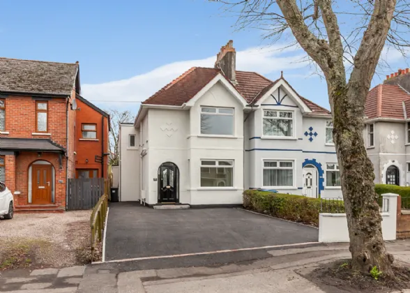 300 Castlereagh Road, Belfast, County Antrim, BT5 6AD