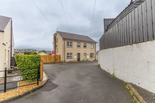 14A , Oakland Crescent, Warrenpoint, BT34 3SG