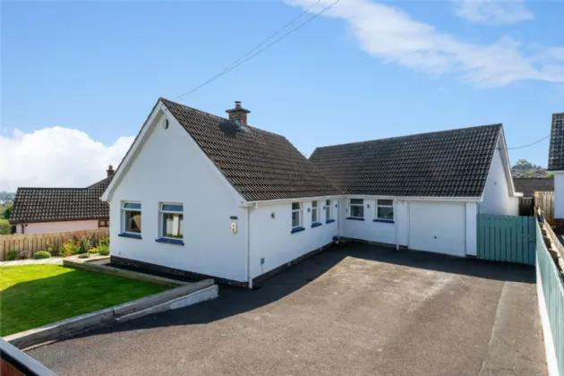 8 Londonderry Park, Comber, Newtownards, BT23 5EU