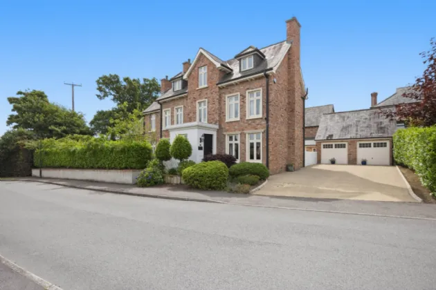 Merchants House, 4, Governors Bridge Road, Royal Hillsborough, BT26 6FH