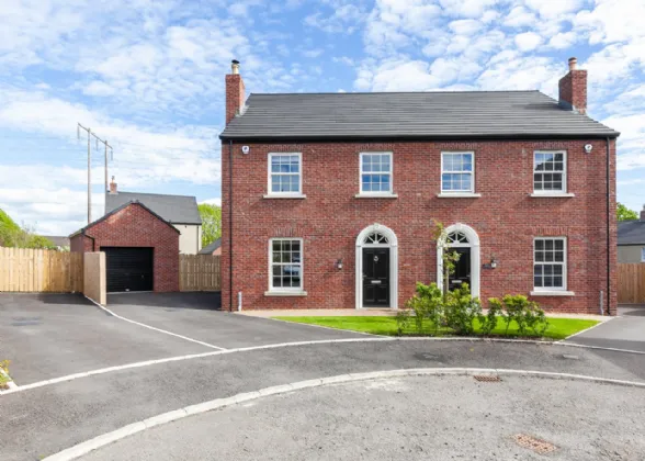 67 Charlestown Hall Lane, Lisburn, BT28 0AH