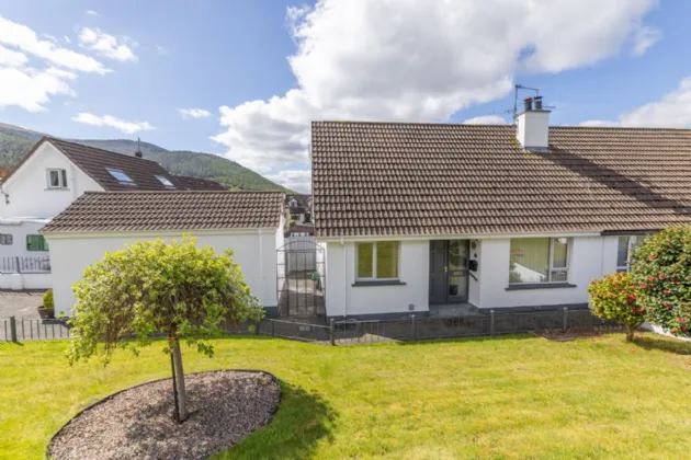 17 Rosswood, Rostrevor, BT34 3DZ