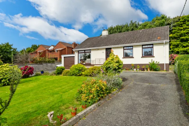 792 Upper Newtownards Road, Dundonald, Belfast, County Down, BT16 1UD