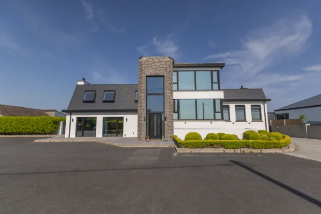 65 Moor Road, Kilkeel, Newry, BT34 4NQ
