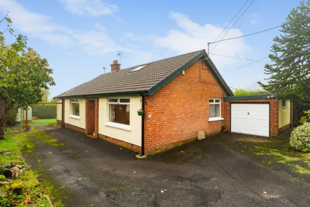 2 BE, 22 Mountain Road, Newtownards, County Down, BT23 4UL