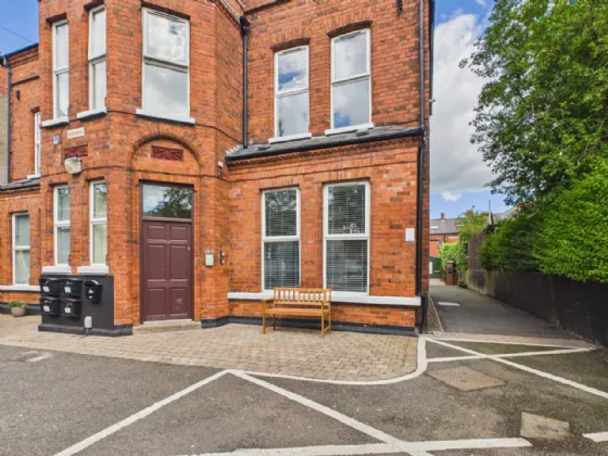 Apartment 1, 114, Upper Newtownards Road, Belfast, BT4 3EN