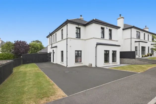 15 Pantridge Lane, Hillsborough, County Down, BT26 6FU