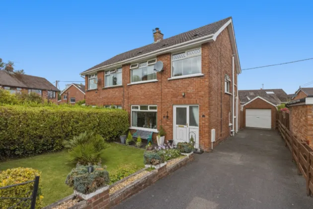 33 Stanfield Drive, Newtownards, County Down, BT23 8NG