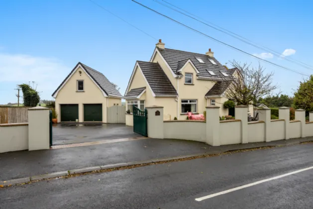 Witz End, 43, Carrowdore Road, Greyabbey, BT22 2LX