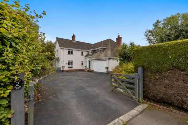 2 Lisbarnet Court, Comber, Newtownards, BT23 6AX