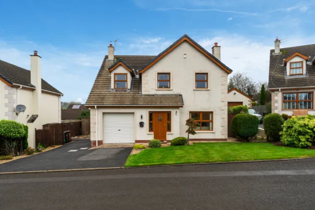 8 Hamlet Grove, Ballyclare, County Antrim, BT39 9GF