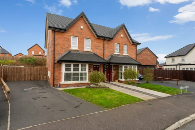 49 Millmount Village Green, Dundonald, Belfast, County Down, BT16 1AW