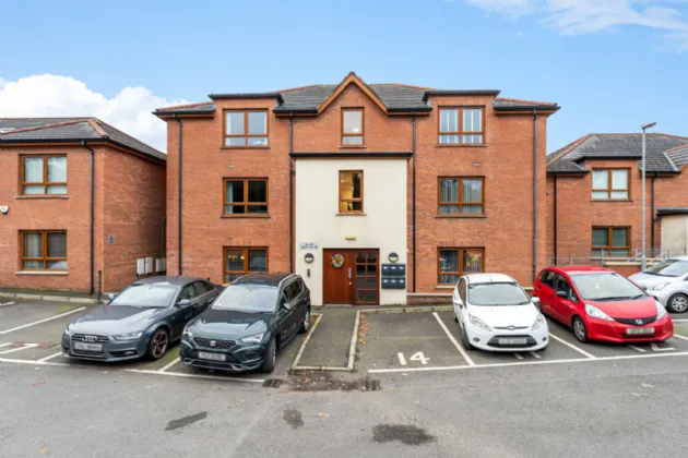 Apartment 19, 219 Saintfield Road, Belfast, County Down, BT8 7HQ