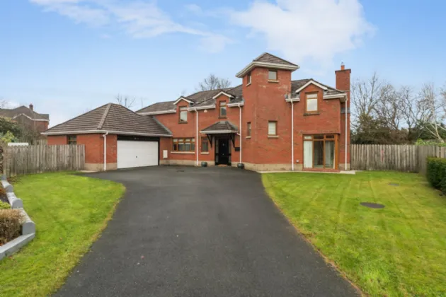 7 Gowan Meadows, Dunmurry, Belfast, County Down, BT17 9JF