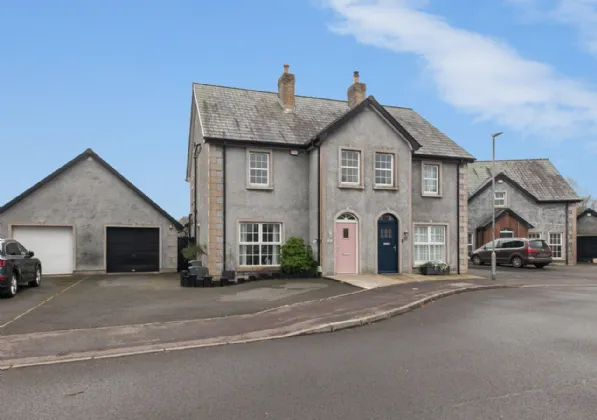 2 Balloo Manor, Antrim, County Antrim, BT41 4DR