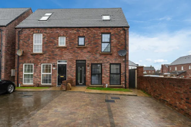 52 Blackrock Lane, Newtownabbey, County Antrim, BT36 4AB