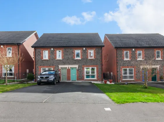 25 Mill Valley Way, Belfast, County Antrim, BT14 8LH
