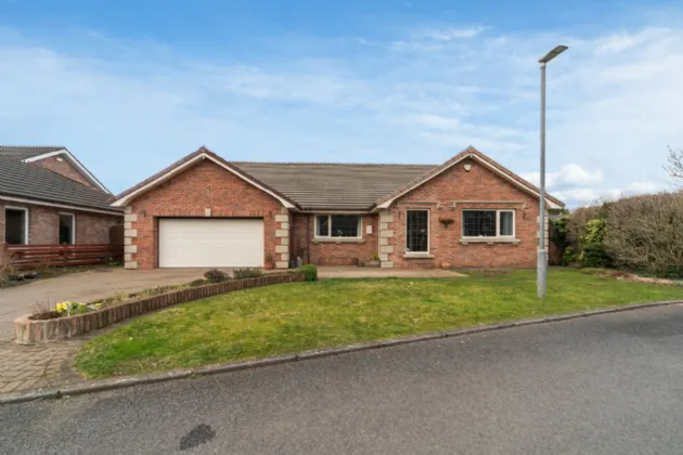 35 Old Coach Avenue, Belfast, County Antrim, BT9 5PY