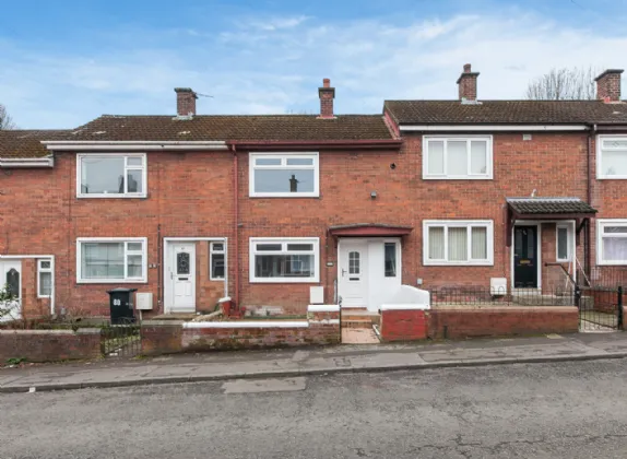 82 Gainsborough Drive, Belfast, County Antrim, BT15 3EL