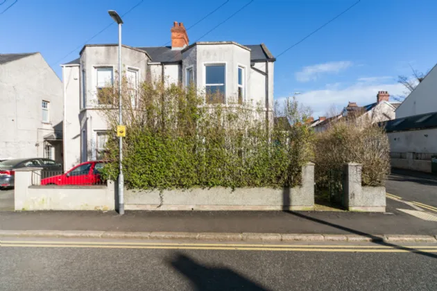 31 Belmont Church Road, Belfast, County Antrim, BT4 3FF