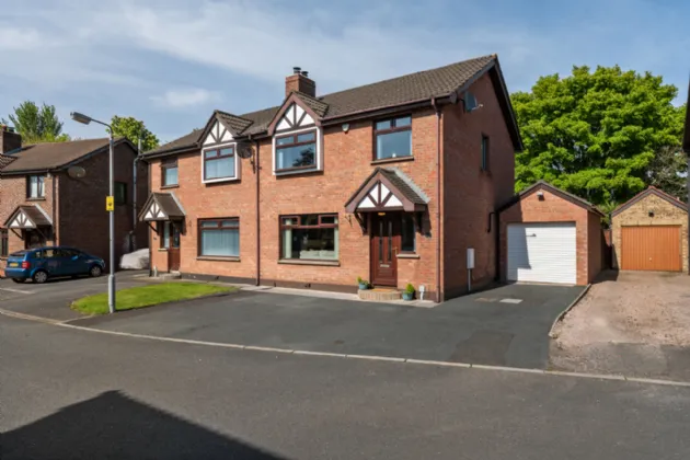 77 The Park, Millars Forge, Dundonald, Belfast, BT16 1QP