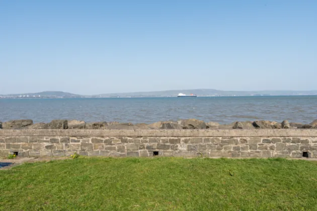 18 The Esplanade, Holywood, County Down, BT18 9JP