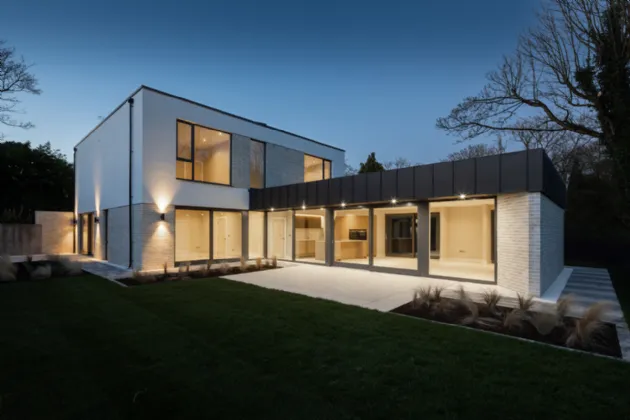 Monad, 7a, Glen Road, Cultra, BT18 0HB