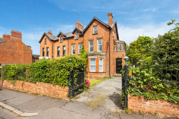 46 Marlborough Park North, Belfast, County Antrim, BT9 6HJ