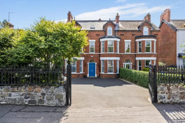 Laurento, 671 Antrim Road, Belfast, County Antrim, BT15 4EG