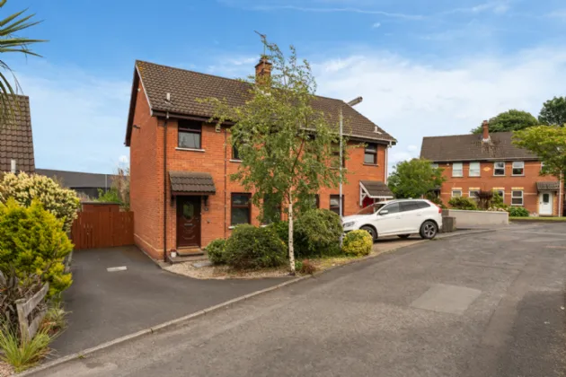 15 High Street Grove, Comber, Newtownards, County Down, BT23 5QF