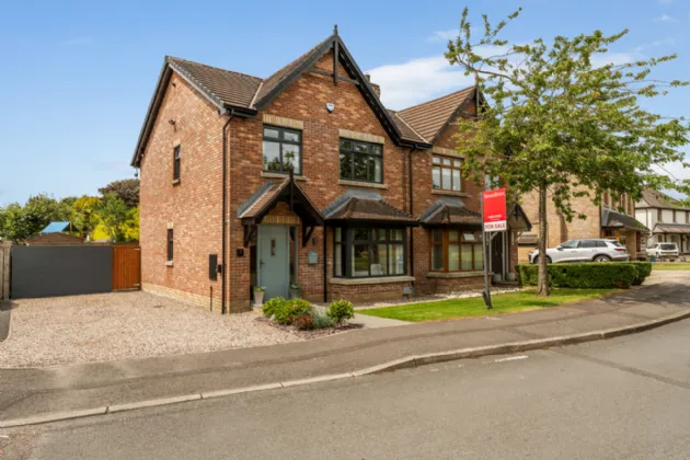 9 Stonebridge Avenue, Conlig, Newtownards, County Down, BT23 7QL