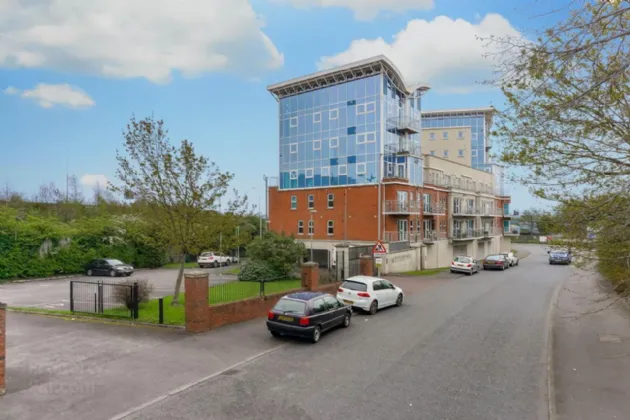 30 Woodlands Manor, Stockmans Lane, Belfast, BT9 7GL