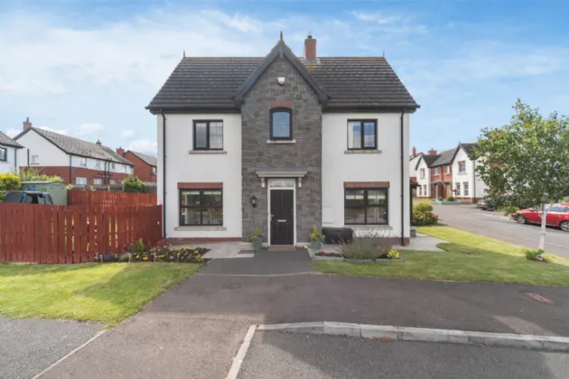 11 Coopers Mill Gardens, Dundonald, Belfast, County Down, BT16 1SF