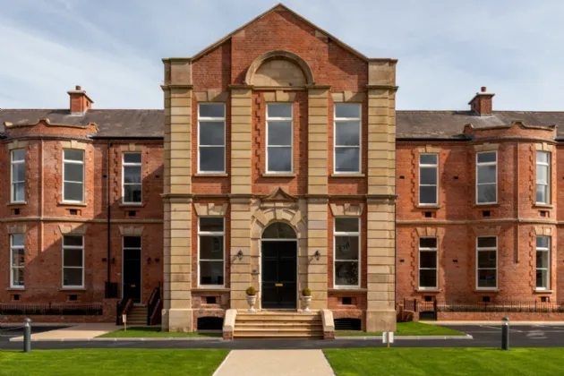 Apt 4, Pavilion 8, Shaw's Bridge, Belvoir Park