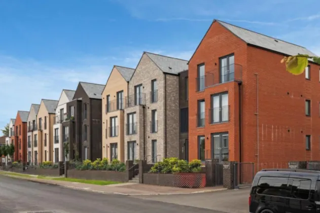 24 Byron Halt, Holywood, County Down, BT18 9JT