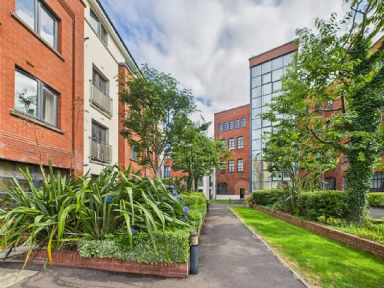 Apartment 13, Dunmore Building, 32 Old Bakers Court, Belfast, County Antrim, BT6 8QX