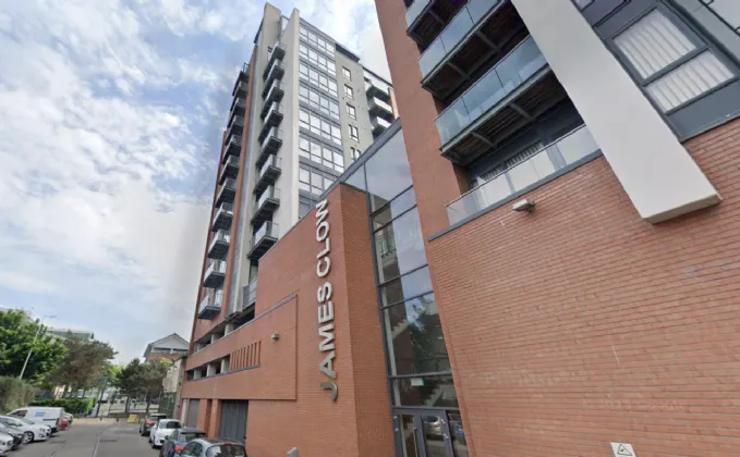 Apartment 33, 11 Princes Dock Street, Belfast, County Antrim, BT1 3DS