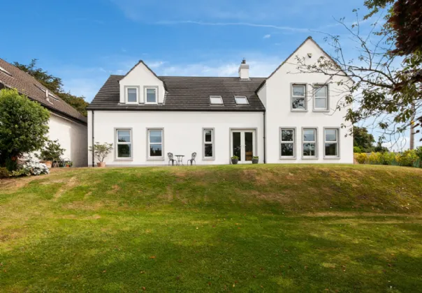 1 Sloans Avenue, Carryduff, Belfast, County Down, BT8 8DG