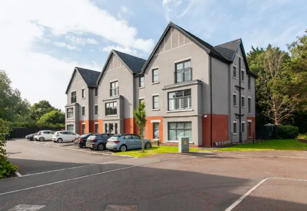 Apartment 11I, Oakfield Park, Jordanstown, County Antrim, BT37 0QY