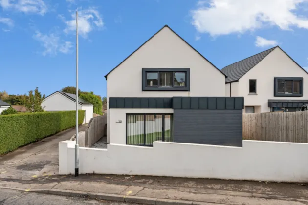 10 Gransha Lane, Dundonald, Belfast, County Down, BT16 2HA