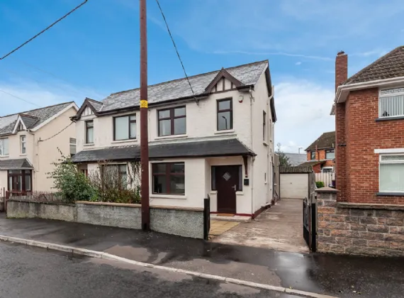 20 Ulster Avenue, Dunmurry, Belfast, County Antrim, BT17 9BN