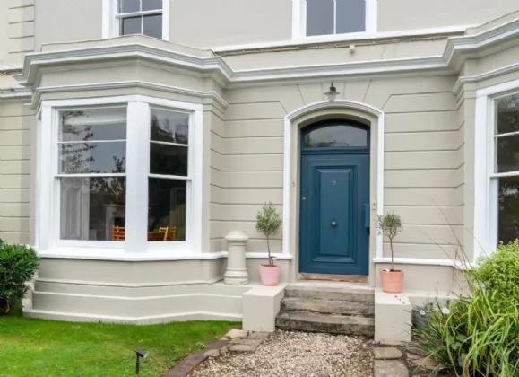 Flat 5a, 5 Ardmore Terrace, Holywood, County Down, BT18 9BH